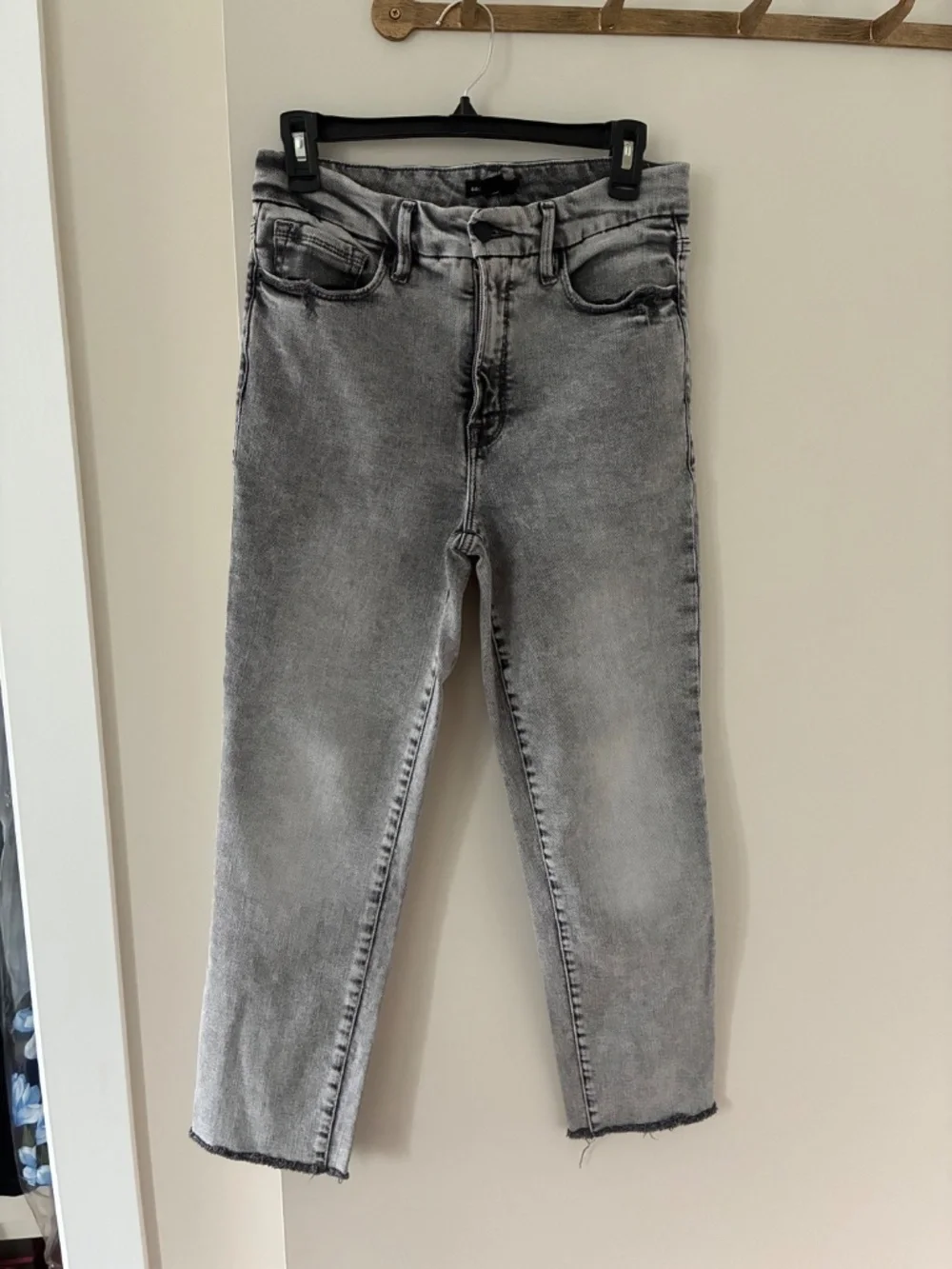 Good American straight leg grey acid wash jeans Size 6